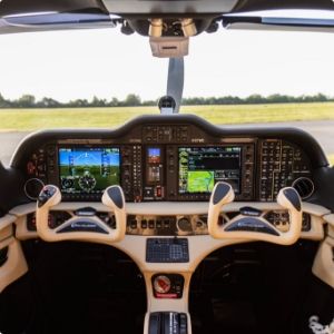 Plain Cockpit